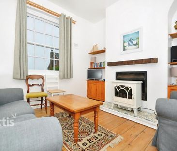 2 bedroom cottage to rent - Photo 1