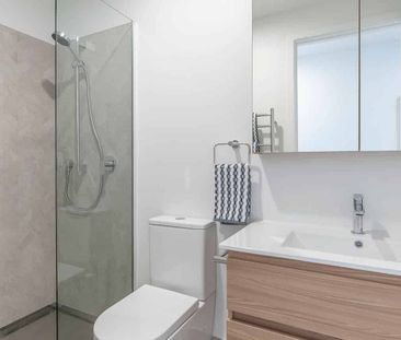 Studios available from $520pw - Photo 4