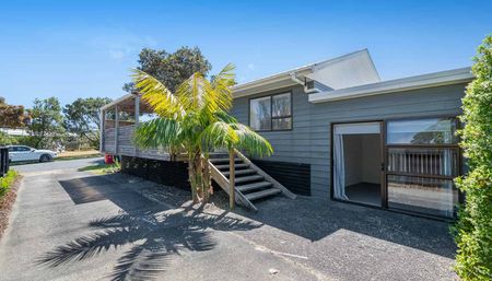 Move in ready for Summer! - Photo 3