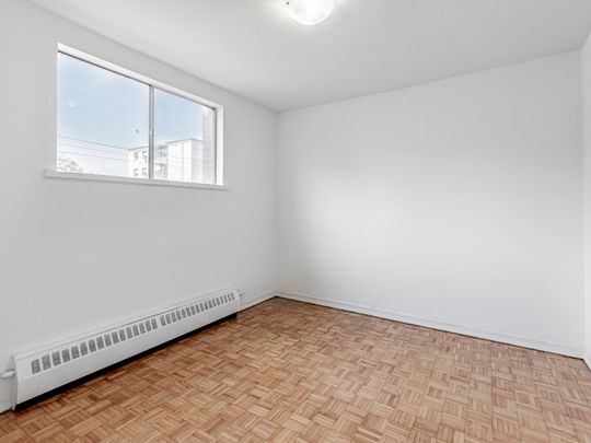 For Lease - 165 Colborne Avenue Unit# 405, Richmond Hill, Ontario - Photo 1