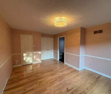 For Lease - 20 Meadowlands Boulevard Unit# 18, Hamilton, Ontario - Photo 5