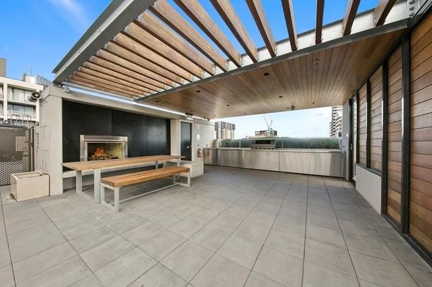 Platinum Southbank 2 bedroom 2 bathroom Apartment available - Photo 1