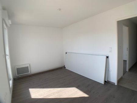 Location Appartement 3 pièces 70m² TOULOUSE 31200 - Photo 4