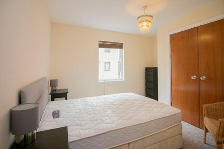 2 bedroom flat to rent - Photo 5