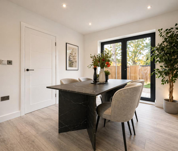 4 bedroom detached house to rent - Photo 3