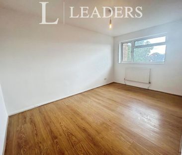 4 bedroom property to rent Croft Close, Braintree, CM7 - Photo 2
