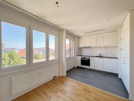 Moderne 3.5-Zi. Wohnung mit viel Licht und Platz - Foto 5