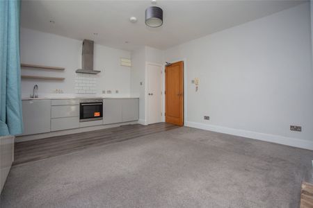 St. James Street, - Photo 3