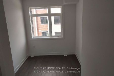 For Lease - 1075 Douglas Mccurdy Comm Court Unit# 151, Mississauga, Ontario - Photo 2