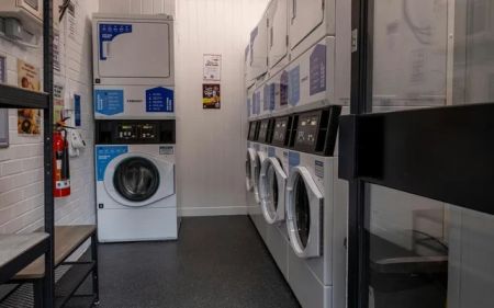 Platinum Studio - Photo 2