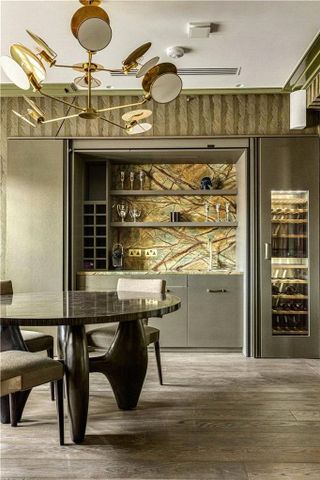 3 bedroom penthouse to rent - Photo 2