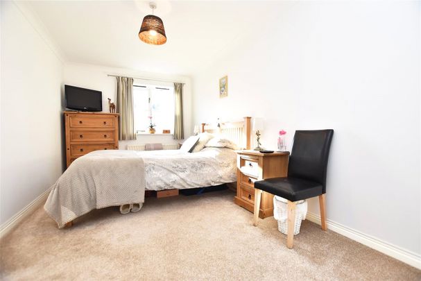 Malting Way, Isleworth - 1 bedroomProperty for lettings - Chasebuchanan - Photo 1