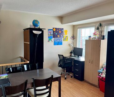 For Lease - 3250 Bentley Drive Unit# 10, Mississauga, Ontario - Photo 5