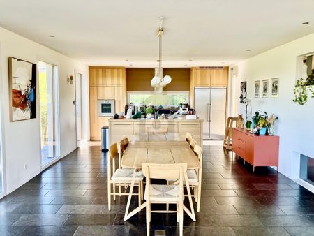 SPLENDIDE SPACIEUSE AVEC VUE LAC ET MONTAGNES - Photo 3