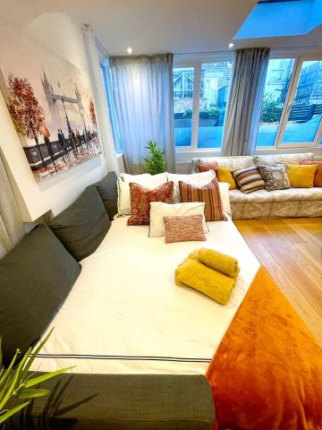 2 Bed Flat, Walton Street, SW3 - Photo 2