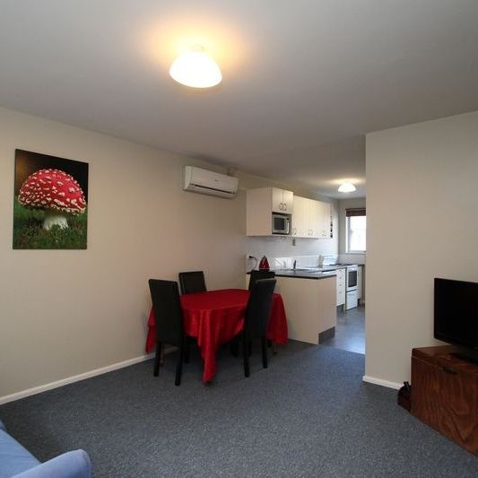 2 Bedroom flat with garage - Photo 1