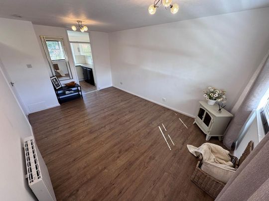 2 bedroom maisonette to rent - Photo 1