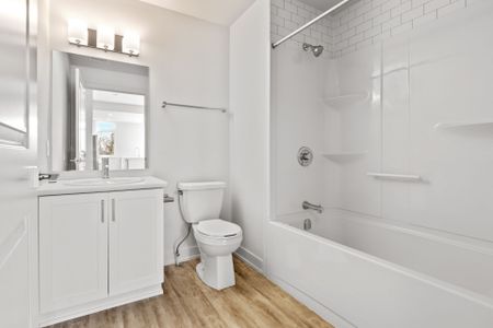 For Lease - 3 BEDALE Drive Unit# 204, Crystal Bay - Rocky Point - Bayshore, Ontario - Photo 4