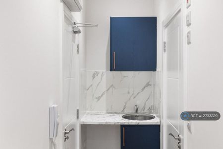 Studio to rent - Photo 5