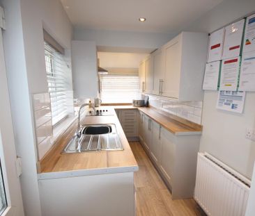 1 bedroom in a house share to rent - Photo 4