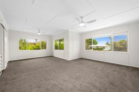 15 Burton Street, HARRISTOWN - Photo 5