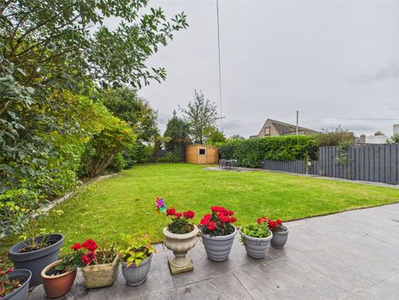Craigs Crescent - Photo 3