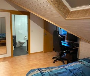 Beautiful 2.5-room penthouse apartment in a quiet location in Widnau - Photo 4