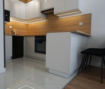 apartament przy Jurowieckiej z miejscem postojowym Mieszkanie | Wyn... - Zdjęcie 2