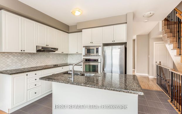For Lease - 5725 Tosca Drive Unit# 2, Mississauga, Ontario - Photo 1