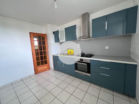Location Appartement 3 pièces 70m² CHARVIEU CHAVAGNEUX 38230 - Photo 4