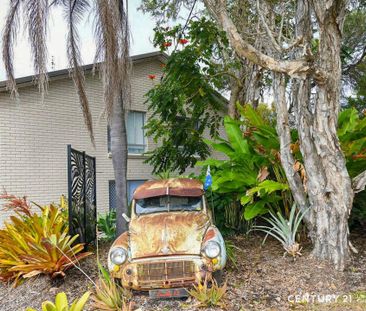 Quiet Privacy in Prime Headland Location - Photo 6