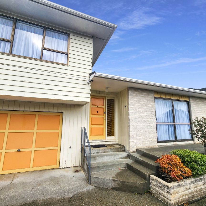 Waterloo Living - Photo 1