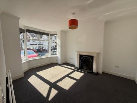 3 bedroom terraced house to rent - Photo 4