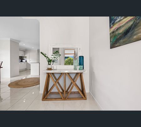 23 Honey Myrtle Road, Noosa Heads, Qld 4567 - Photo 2