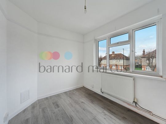 Kensington Avenue, Thornton Heath - Photo 1