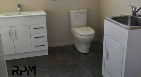 Charming 2BR Flat in Bell Block - Photo 3