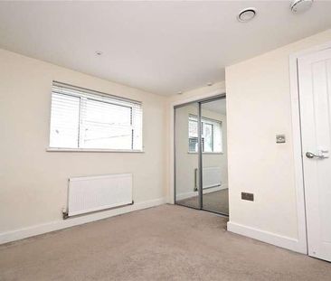 Enfield House, Joices Yard, Basingstoke, Hampshire, RG21 - Photo 2