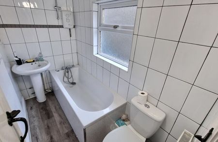 The Cottage, 16 Mitford Street, Filey - Photo 3