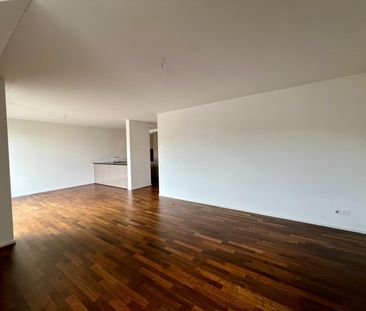 Moderne 3.5-Zimmer Wohnung an ruhiger Lage - Photo 1