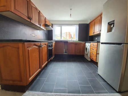 2 bedroom terraced house to rent - Photo 4
