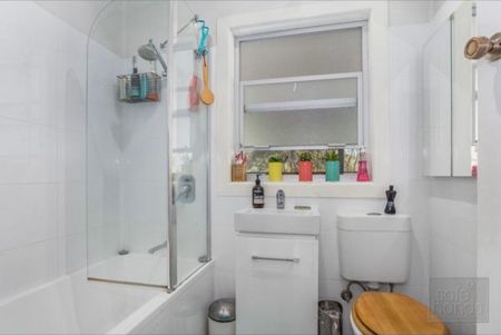 Kotara South - Photo 4