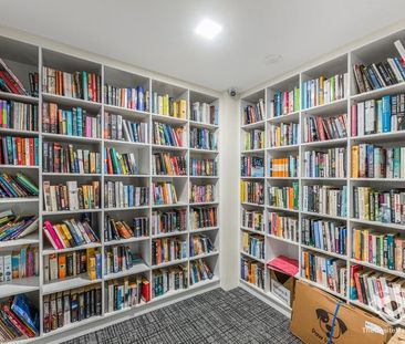 Resort Style 2-bedroom West End - Photo 3