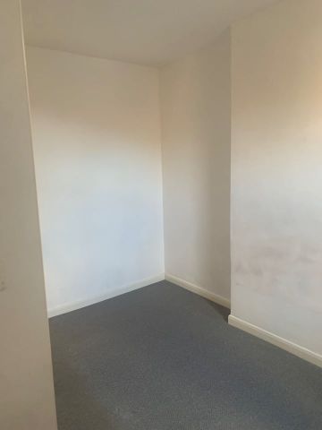 Room in a Shared House, Whittier Road, NG2 - Photo 4