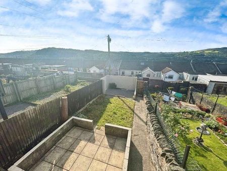 Wood Street, Cilfynydd, Pontypridd, CF37 - Photo 2