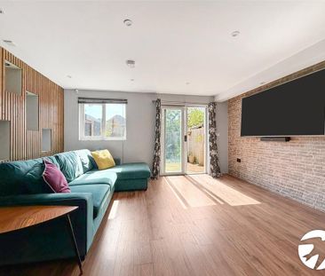 3 bedroom terraced house to rent - Photo 1