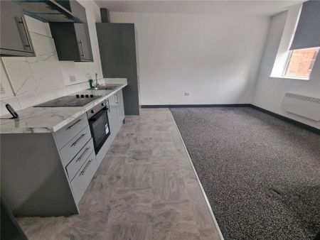 2 bedroom apartment to rent - Photo 3
