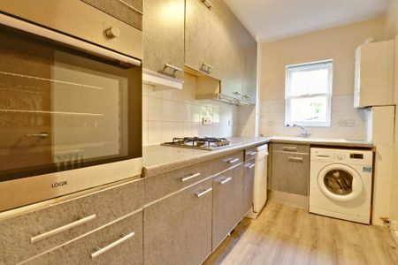 2 bedroom apartment to rent - Photo 5