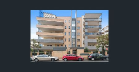 LOCATED IN THE CENTRE OF LIVERPOOL - Photo 3