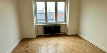 Appartement te huur in Antwerpen voor € 1.475 met 2 slaapkamers - Photo 4