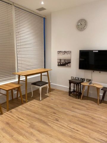 Studio Flat, West Gate, W5 - Photo 2